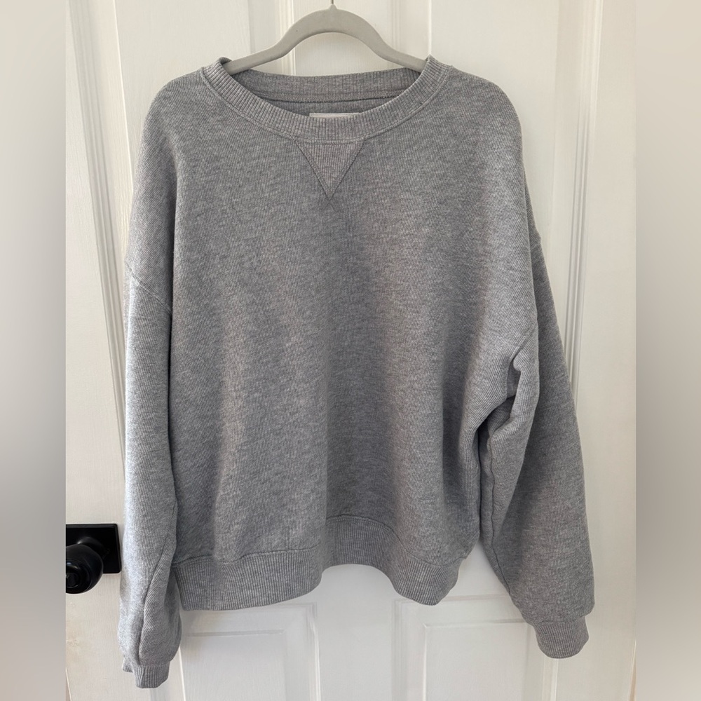 NWOT American Eagle Relaxed Crewneck Sweatshirt Gray XS